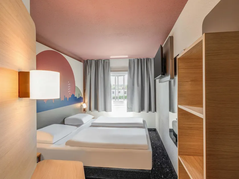 B&B HOTEL Kassel-Lohfelden - Image 1
