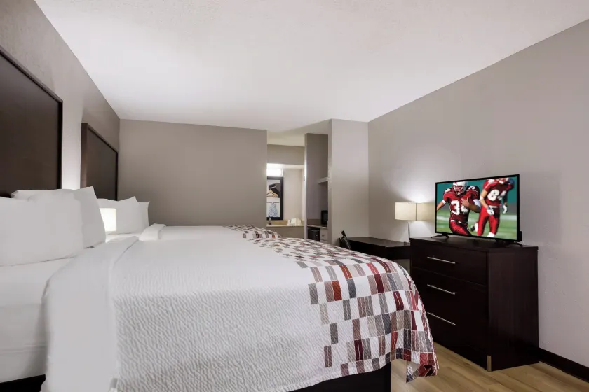 Red Roof Inn & Suites Statesboro - University - Image 1