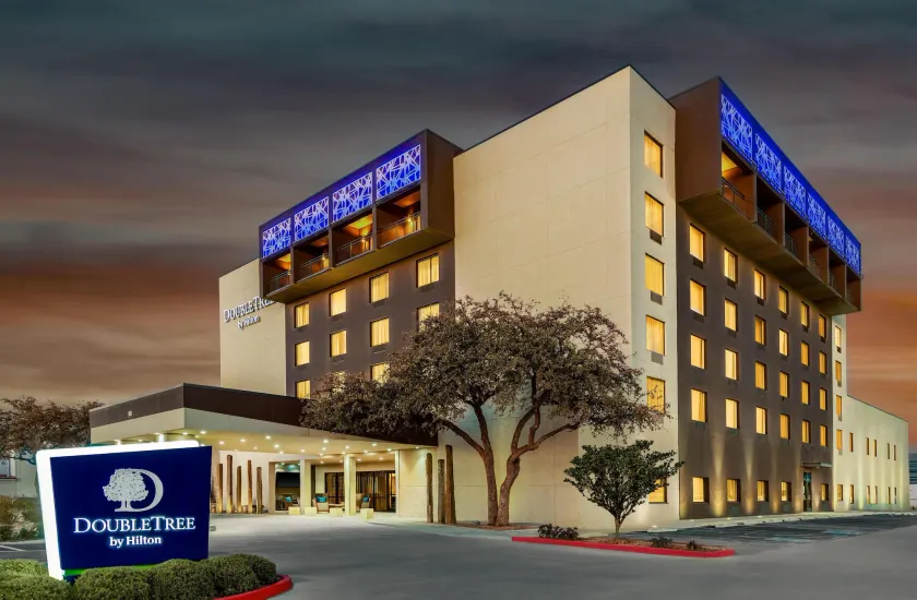 DoubleTree by Hilton Lubbock University Area - Image 1