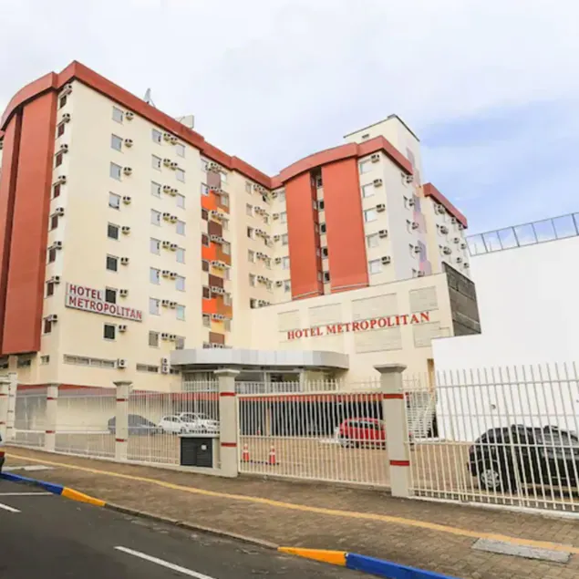 Hotel Metropolitan Canoas - Image 1