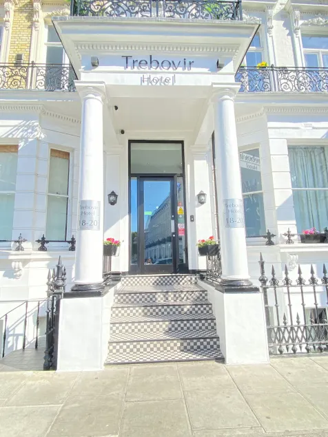 Trebovir Hotel - Image 1