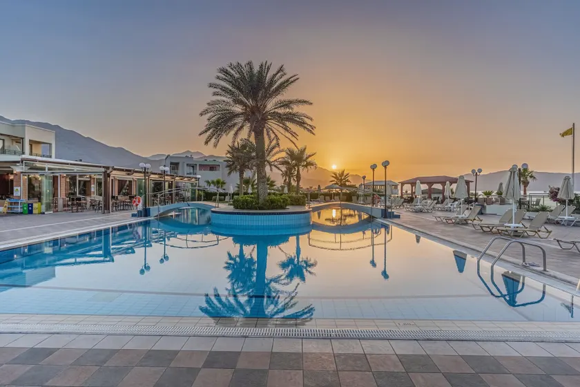 Hydramis Palace Beach Resort - Image 1