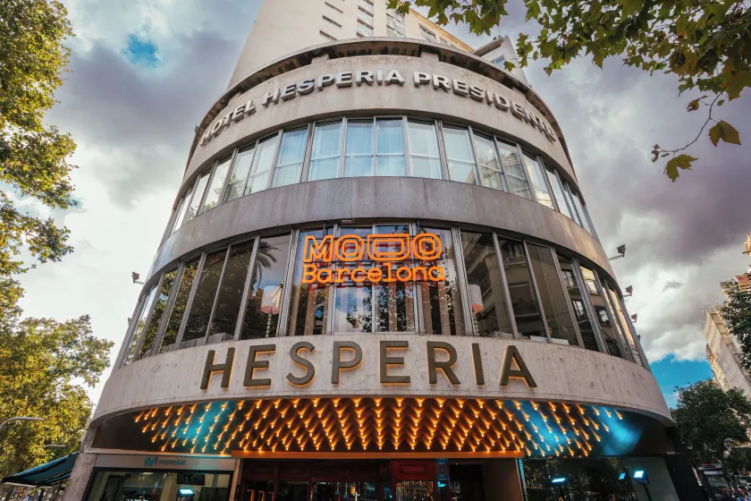 Hesperia Barcelona Presidente - Image 1