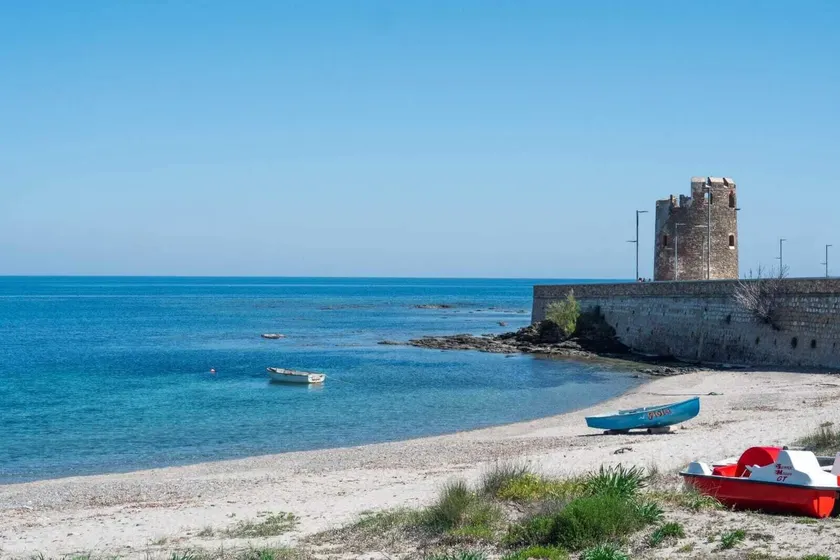 Splendid detached villa, near the sea - Image 1