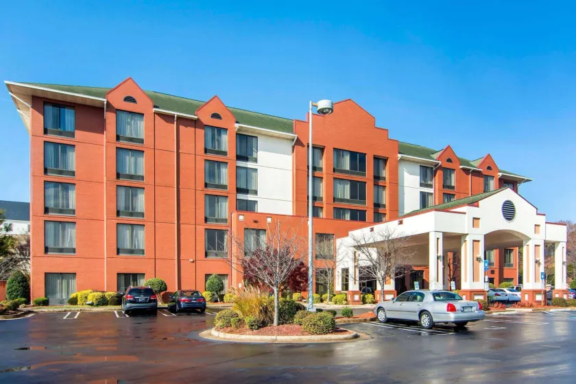 AmericInn by Wyndham Stonecrest near Atlanta - Image 1