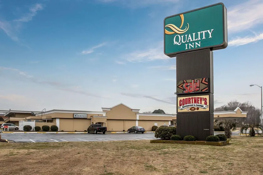 Quality Inn Elizabeth City near University - Image 1