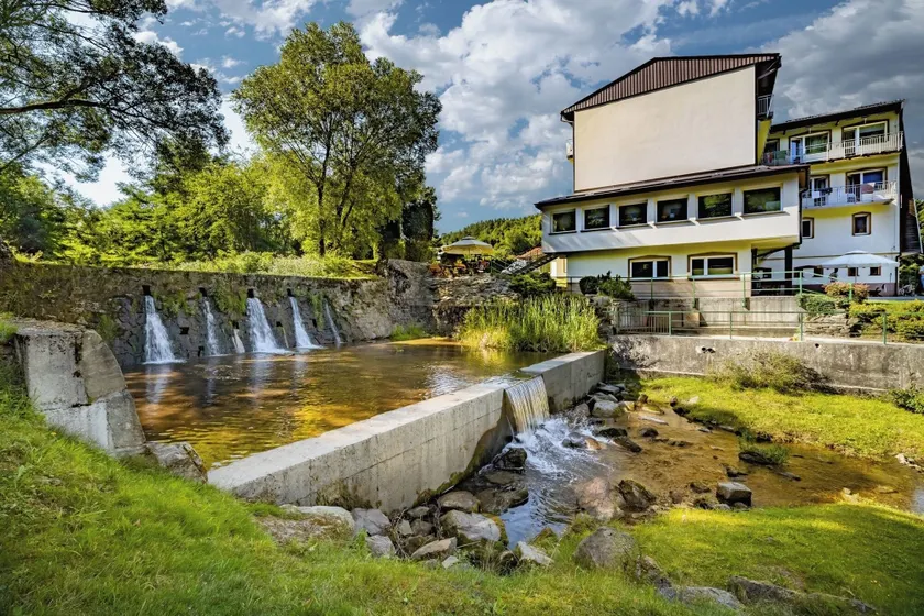 Ośrodek Nad Wodospadem - Image 1