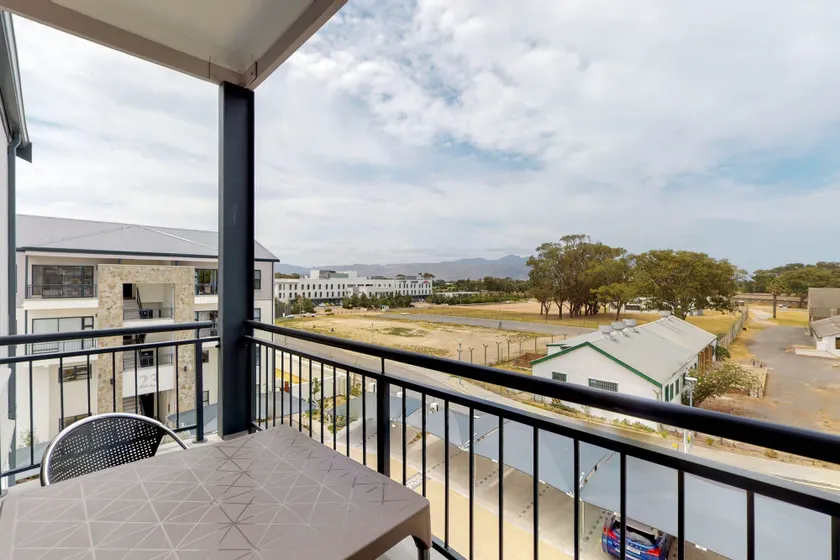 The Jade, Somerset West - Image 1