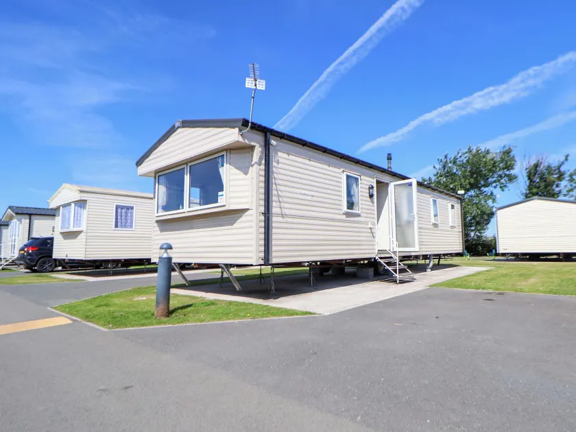 Willerby Aurora B14 - Image 1