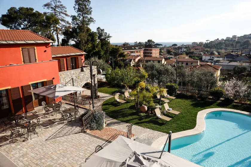 Leonardo Resort - Image 1
