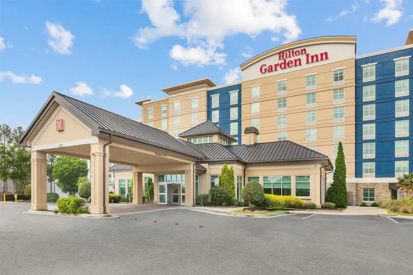 Hilton Garden Inn Atlanta Airport North - Image 1