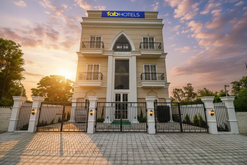 FabHotel K9 Villa - Image 1