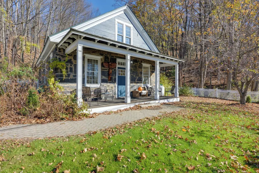 Historic New Hampshire Home: 1 Mi to Boat Launch - Image 1