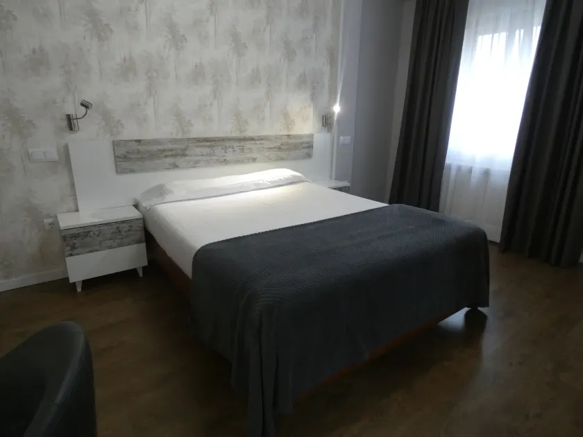 Hotel Vivar - Image 1