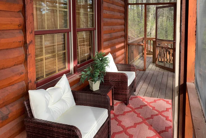 Viola Lakefront Escape w/ 3 Kayaks & Paddle Board - Innvendig