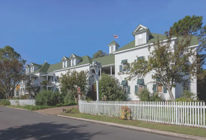 Roanoke Island Inn - Image 1
