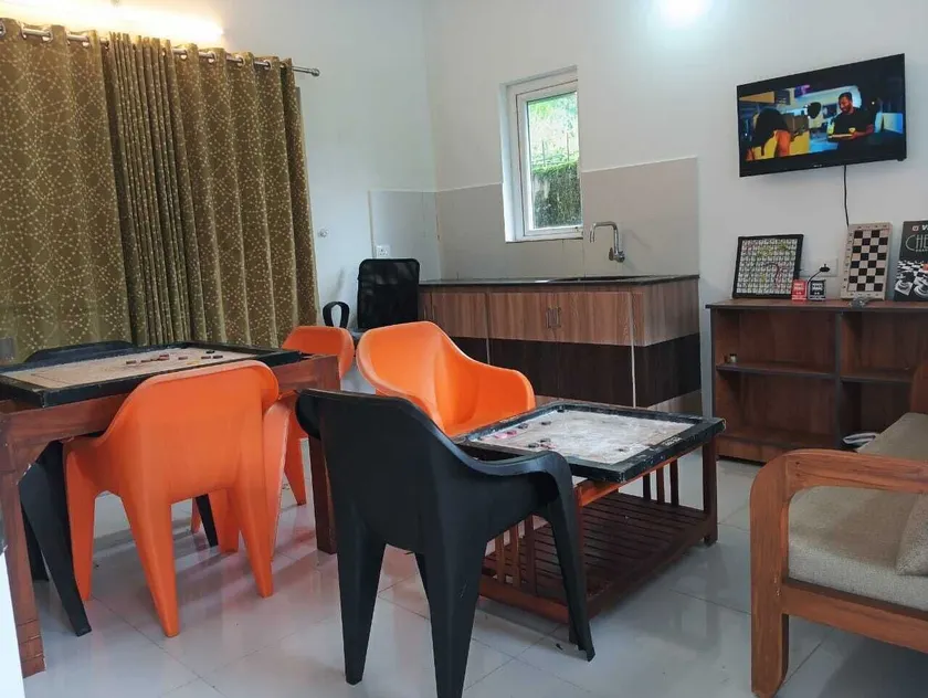 Rains Valley Resort By Teal Luxury Stays - Image 1