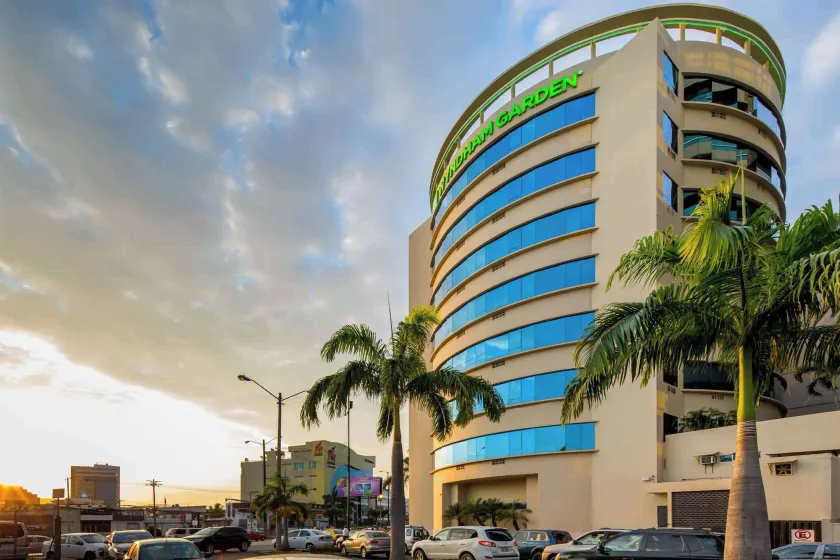 Wyndham Garden Guayaquil - Image 1