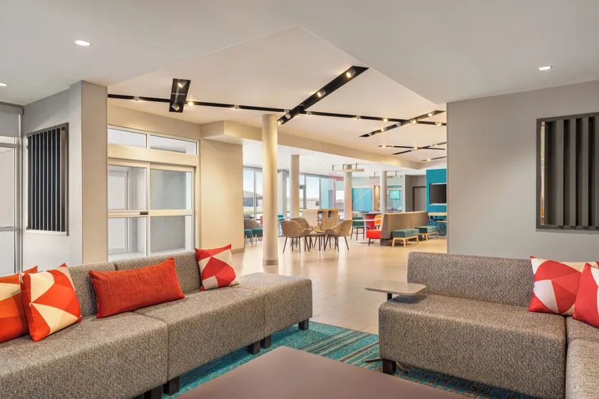 avid hotel Austin NW - Lakeline by IHG - Lobby