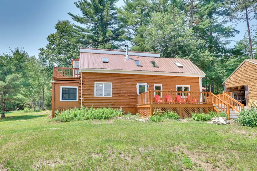 Classic New England Cabin on Belleau Lake - Image 1