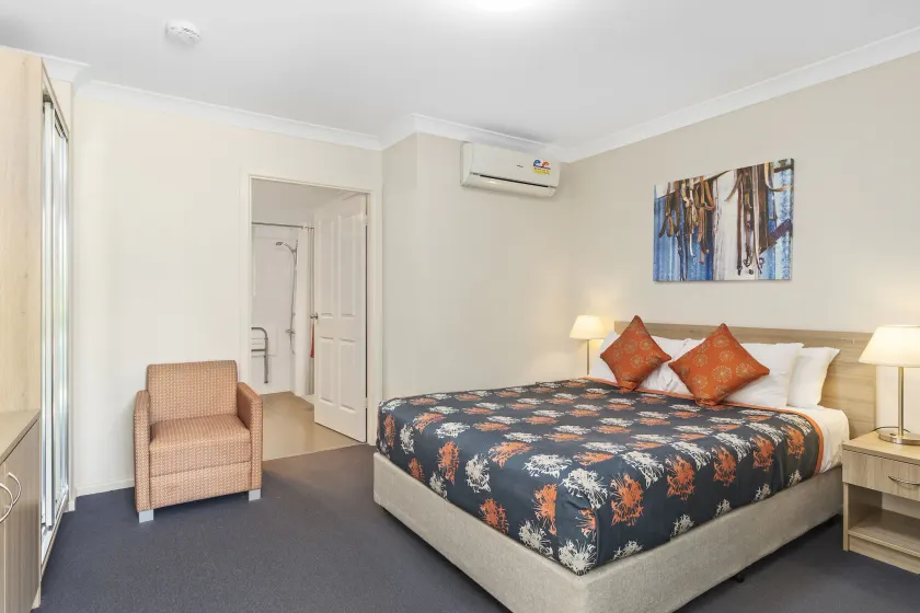 Econo Lodge Alabaster - Image 1