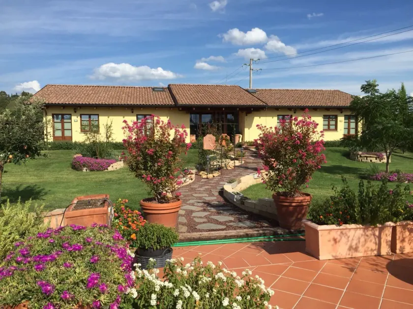 Agriturismo "Le Rondinelle" - Image 1