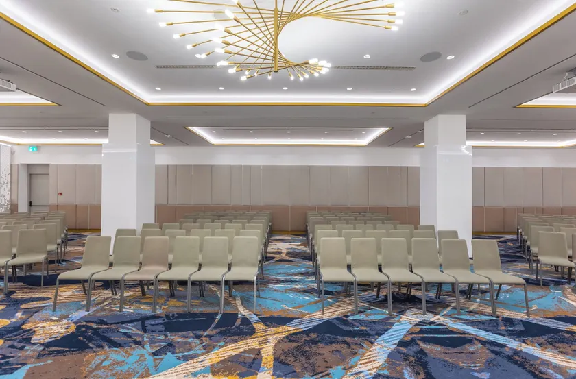 Crowne Plaza Belgrade by IHG - Lobby