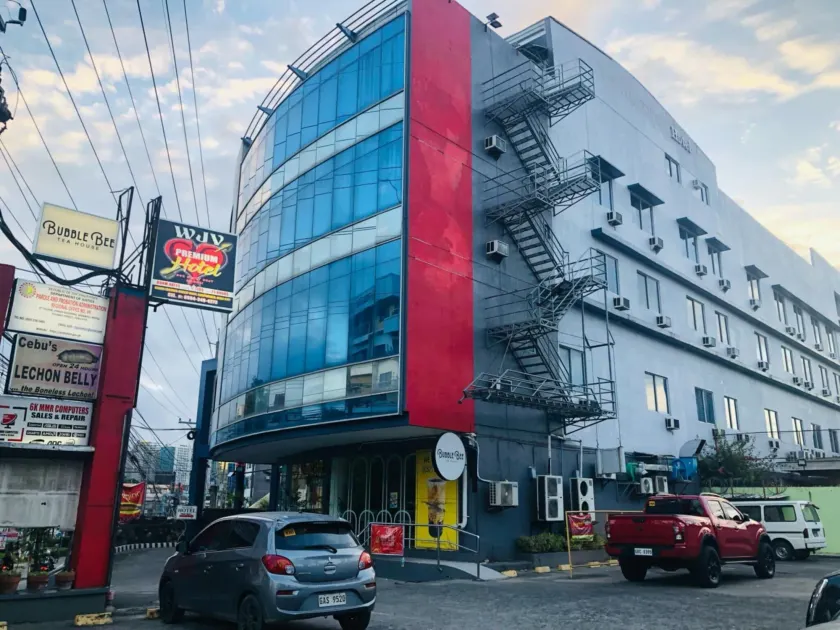 WJV Premium Hotel - Image 1