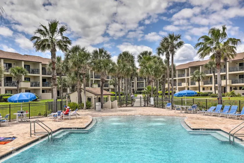 Beachside St Augustine Resort Condo, 6 Mi to Dtwn! - Image 1