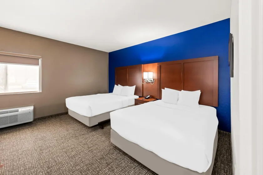 Comfort Inn & Suites Fairborn near Wright Patterson AFB - Image 1