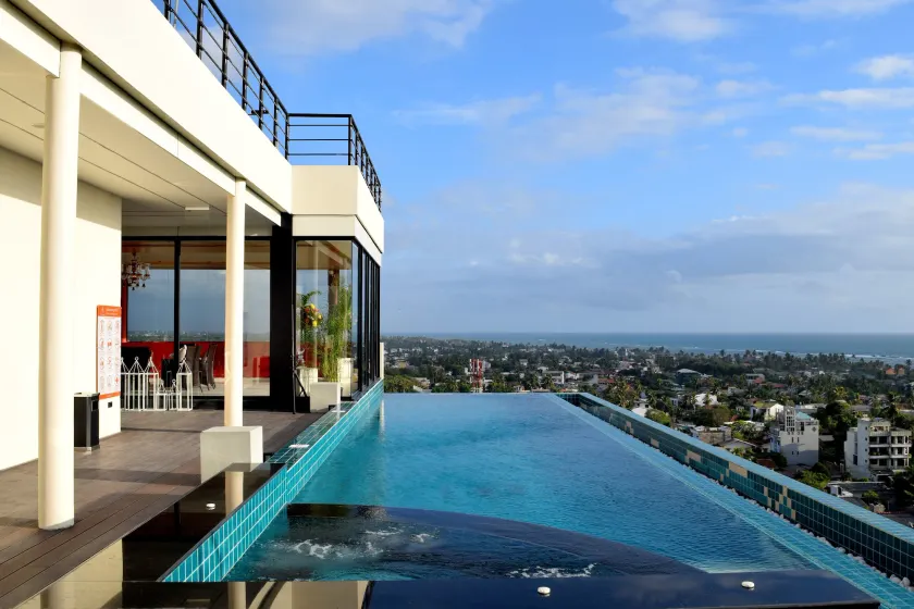 Anarva Hotel & Spa - Image 1