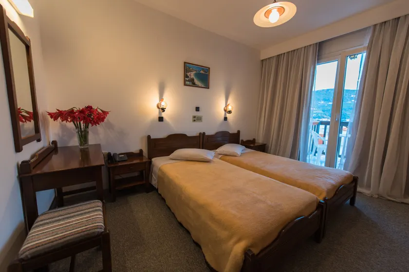 Anthousa Hotel - Image 1