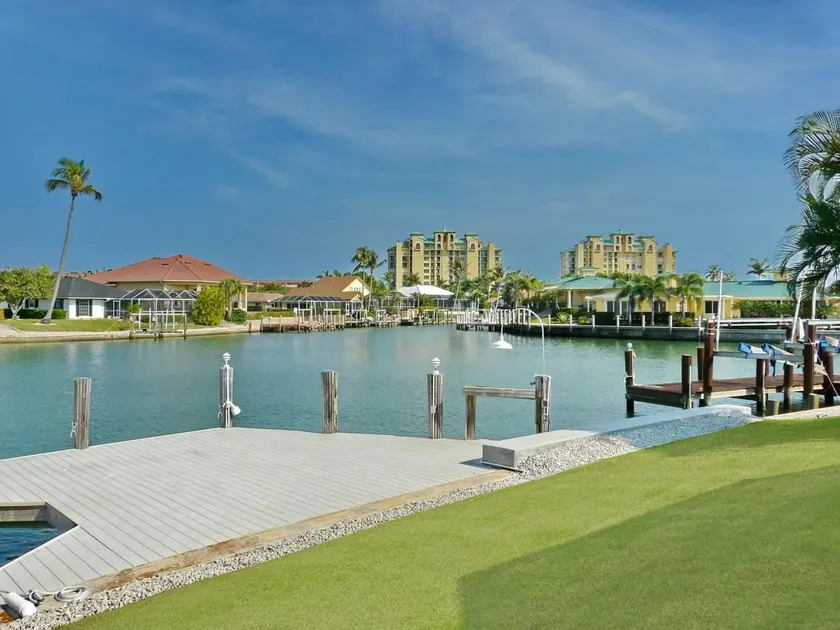 Delightful home with pool and direct boating access - Image 1