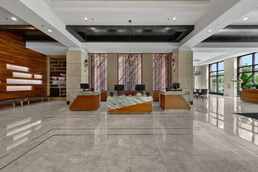 Cleveland Marriott Downtown at Key Tower - Image 1