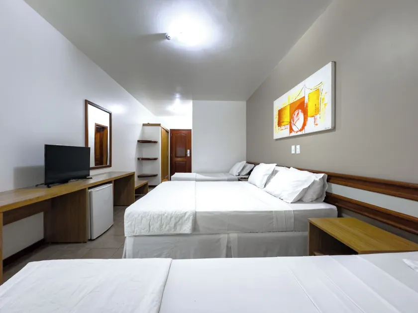 Sarana Praia Hotel - Image 1