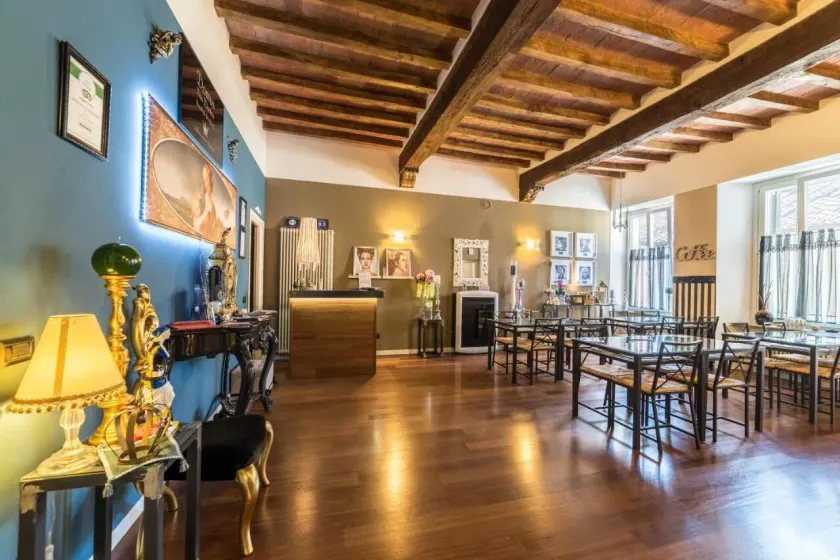 Domus San Martino GuestHouse - Image 1