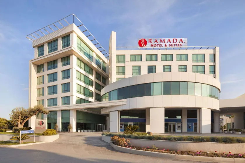 Ramada Hotel & Suites by Wyndham Izmir Kemalpasa - Image 1
