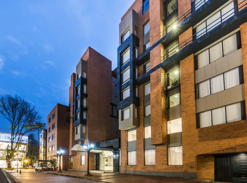 GHL Hotel Hamilton - Image 1