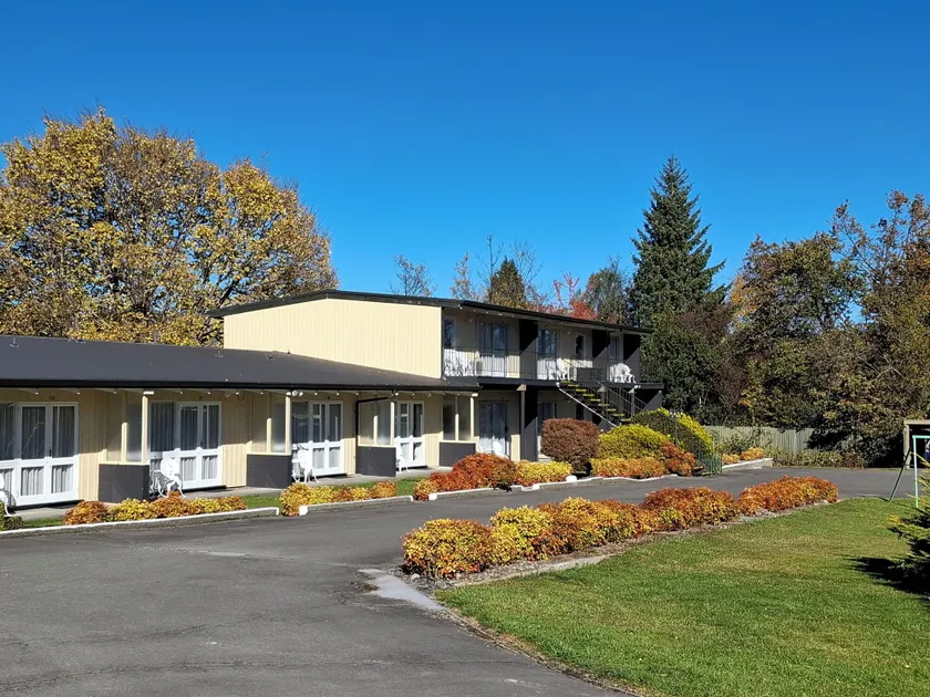 Spa Lodge Motel - Image 1