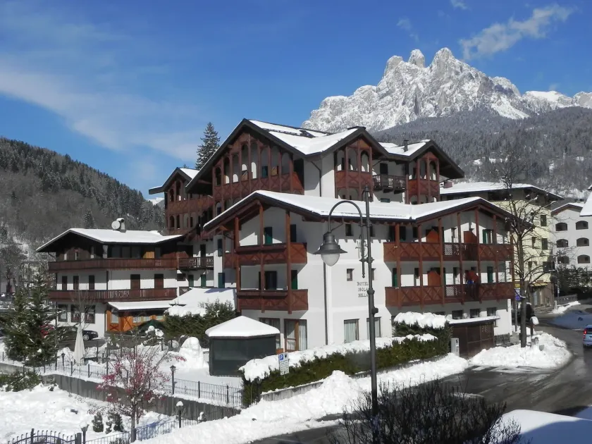 Hotel Isolabella Wellness - Image 1
