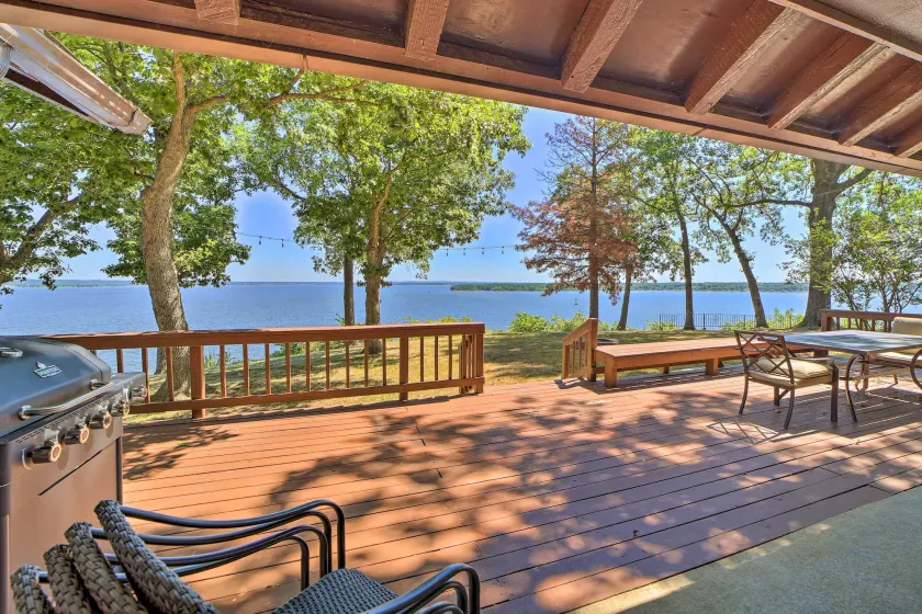 Grand Lake Views + Fire Pit: Monkey Island Home! - Image 1