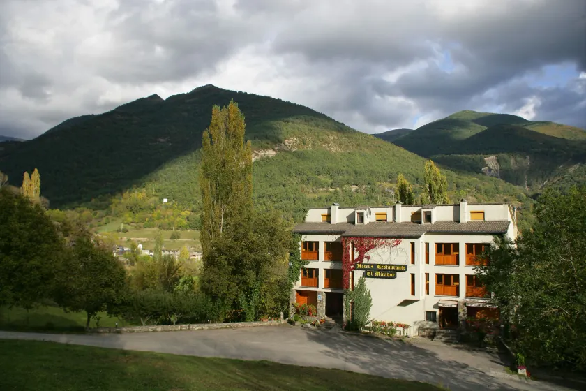 Hotel de Montaña El Mirador - Image 1