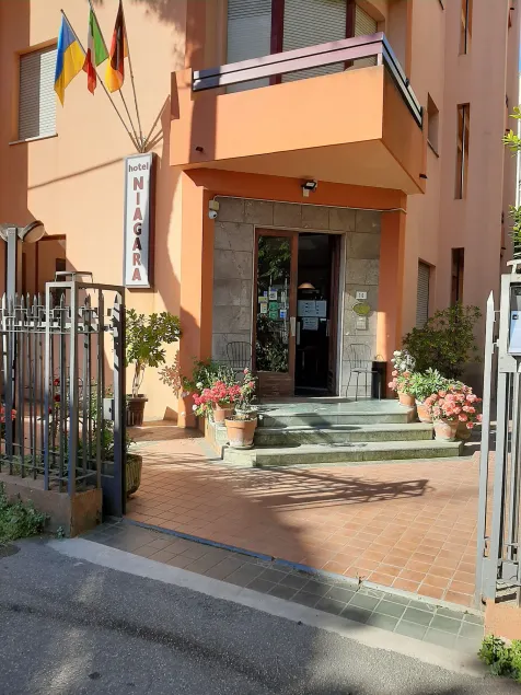 Hotel Niagara Rimini - Image 1
