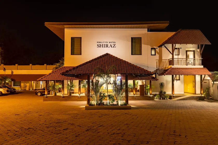 Kwality's Motel Shiraz - Image 1