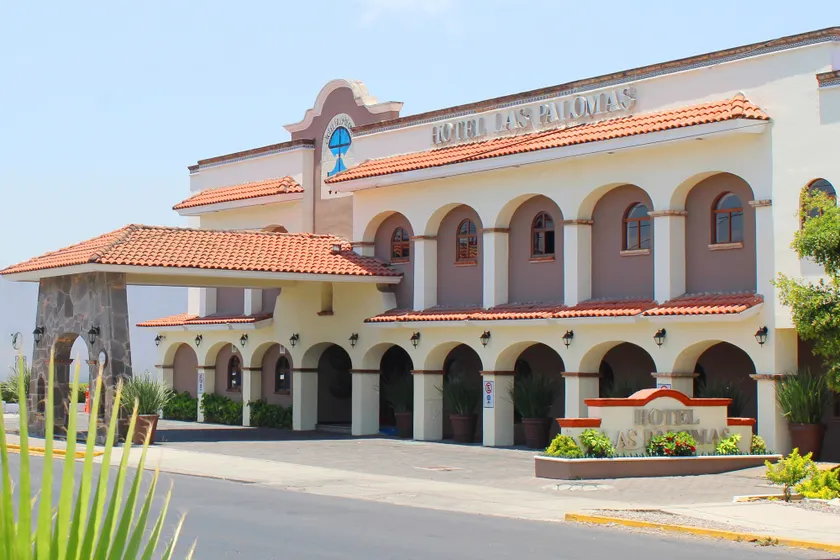 Hotel Las Palomas - Image 1