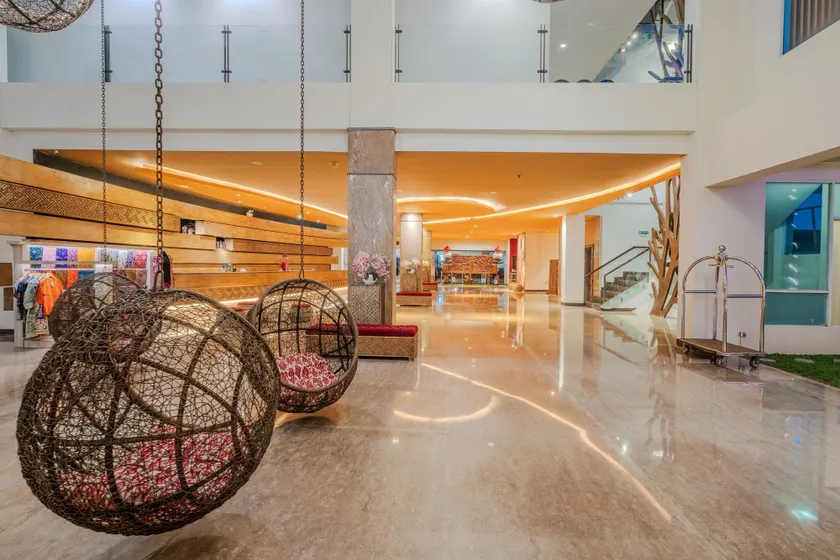 b Hotel Bali & Spa - Image 1