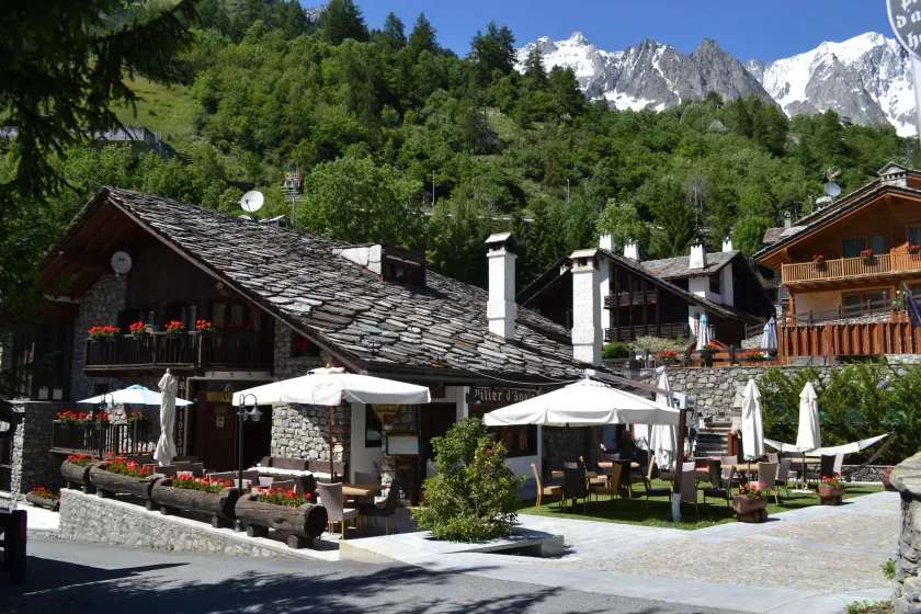 Hotel Pilier d'Angle - Image 1