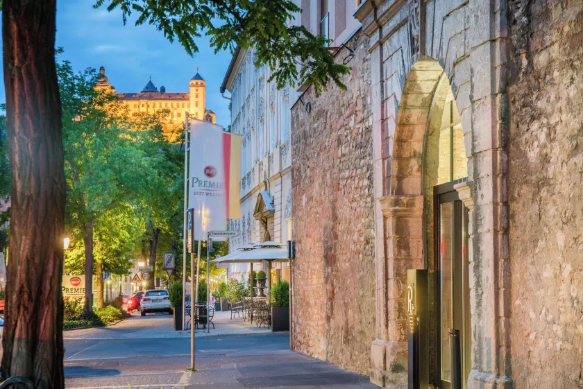 Best Western Premier Hotel Rebstock - Image 1