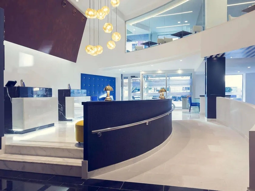 Hotel Mercure Jardines de Albia - Image 1