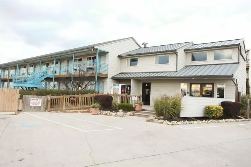 Beachfront Resort - Image 1
